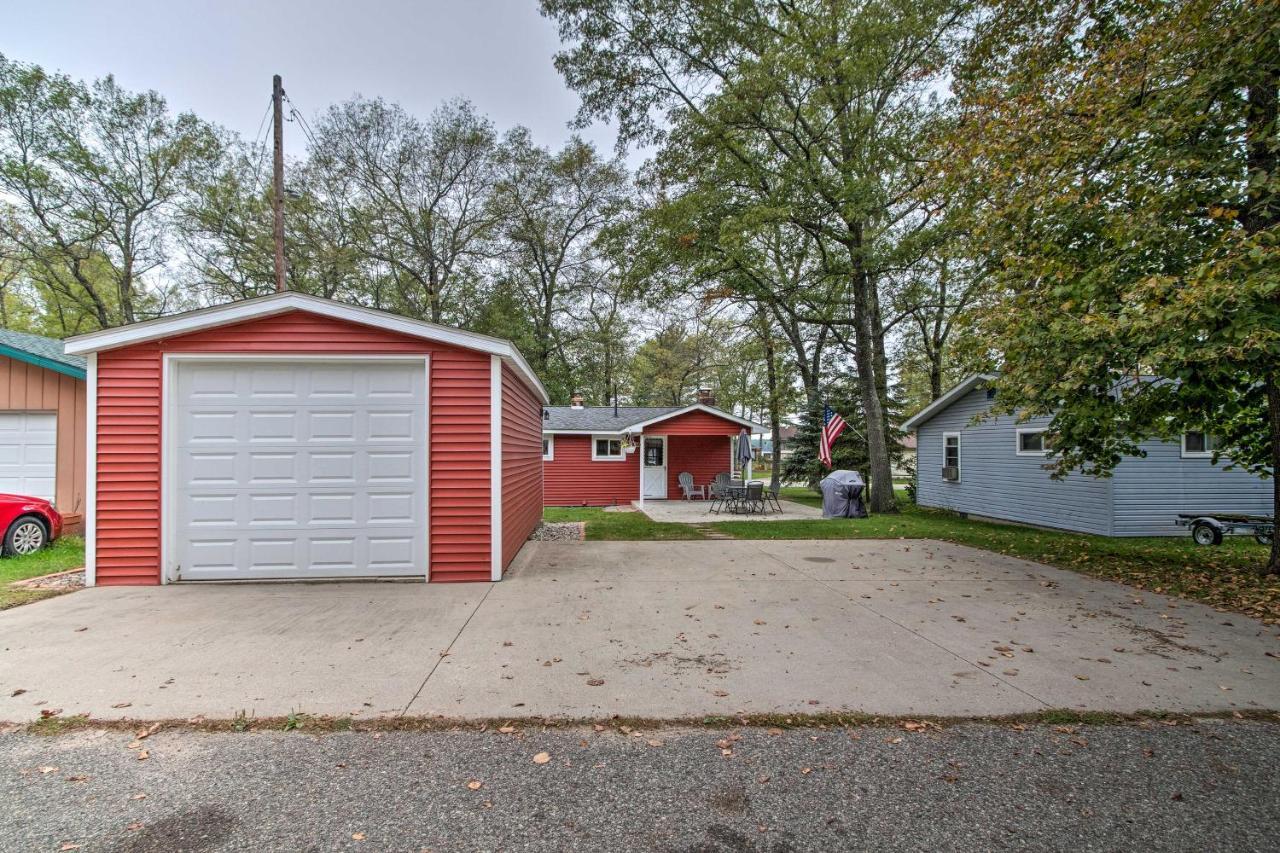 National City Cottage With Patio, Steps To Lake! Exterior photo